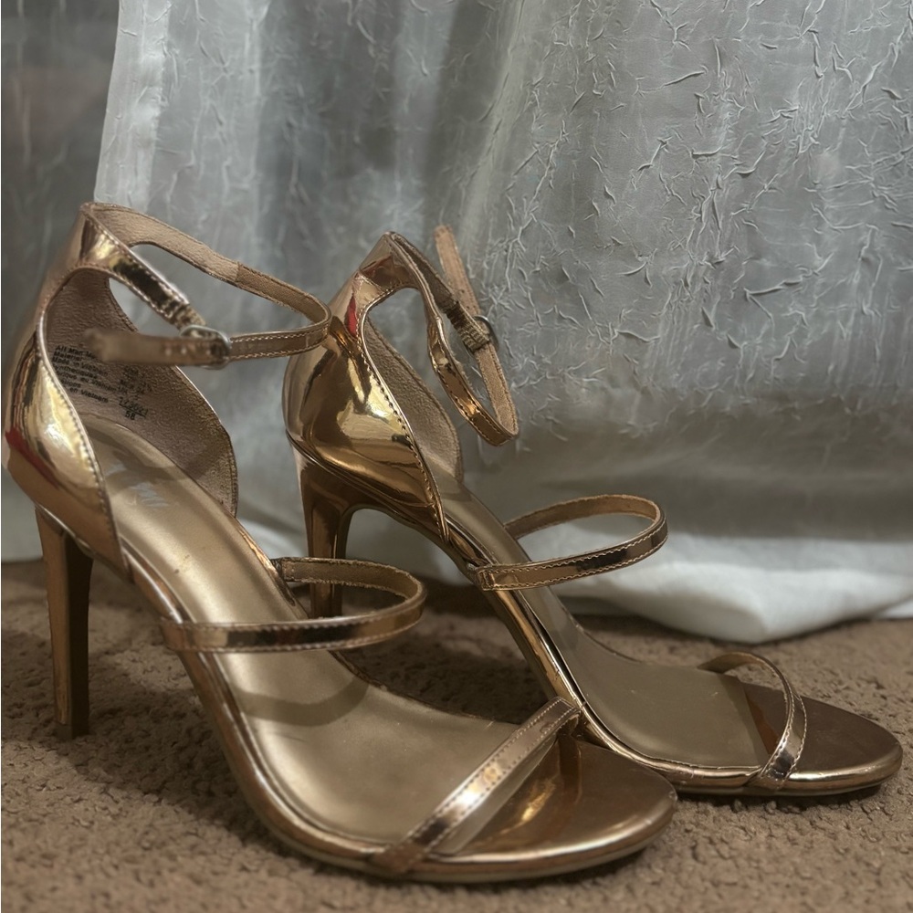 Rose gold strappy heel